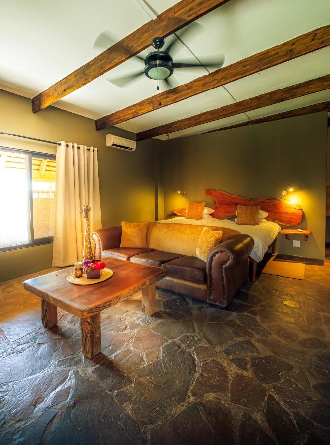 Вилла Bagatelle Kalahari Game Ranch Hardap Экстерьер фото